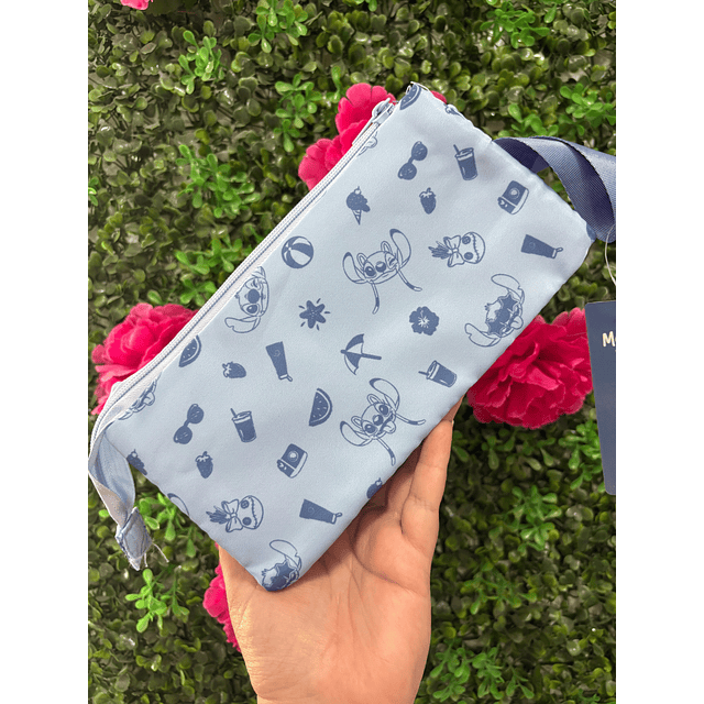 ESTUCHE CUÁDRUPLE STITCH CELESTE