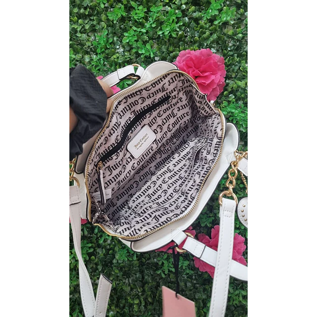 CARTERA JUICY BLANCA DETALLE CORAZON