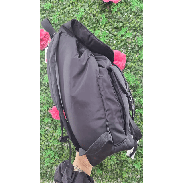 MOCHILA NEGRA PINK ACOLCHADA