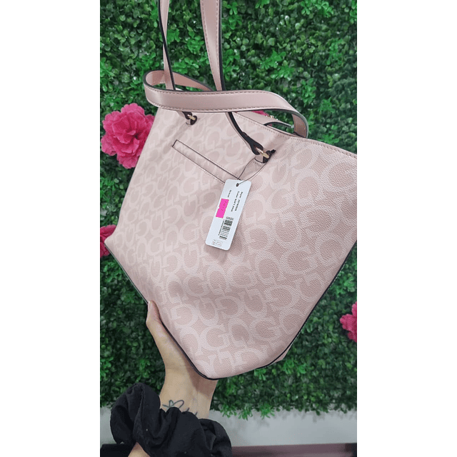 TOTE GUESS ROSADO LETRAS G LINEA ROSADA VERTICAL AL CENTRO