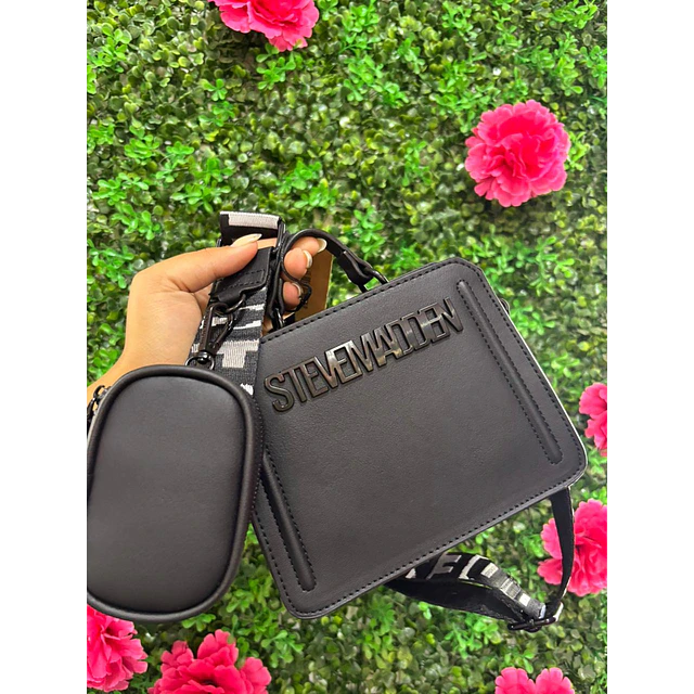 CROSSBODY STEVE MADDEN NEGRO CUADRADO PEQUEÑO