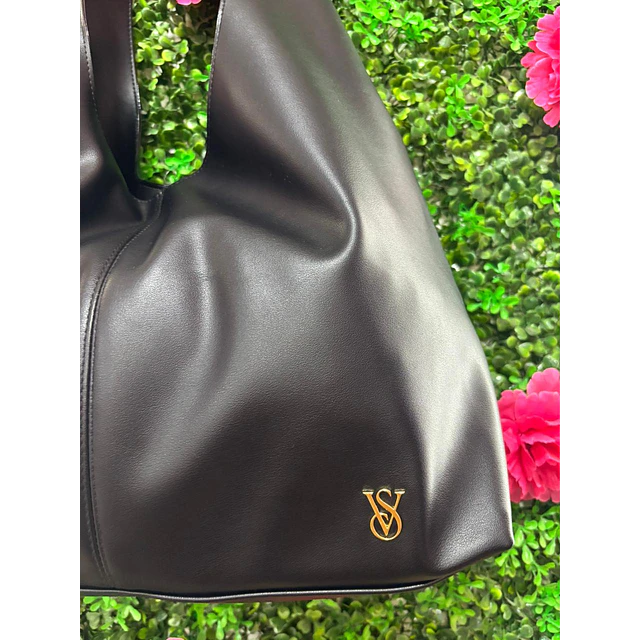 CARTERA DE HOMBRO VS NEGRA LARGA