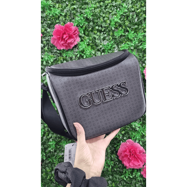 LONCHERA GUESS, LOGO PLATEADO