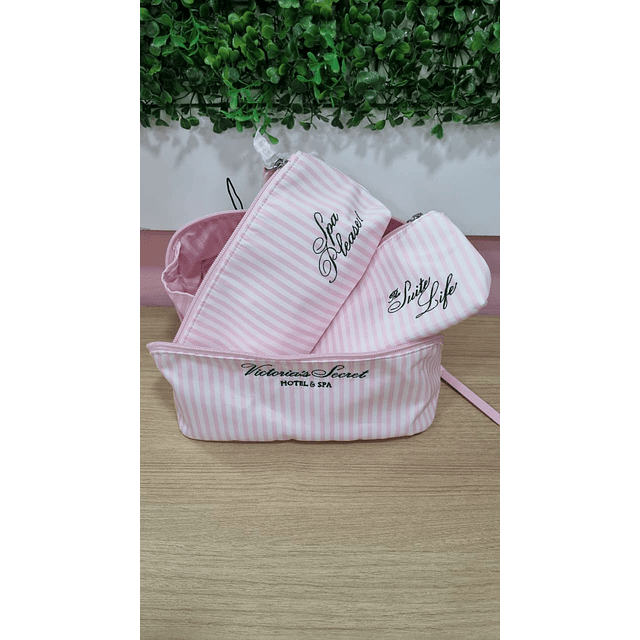 COSMETIQUERO VS SIGNATURE (HOTEL & SPA)