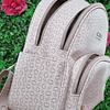 MOCHILA GUESS ROSADA MONOGRAMA