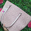 TOTE ROSAGO GUESS LETRAS G BLANCAS
