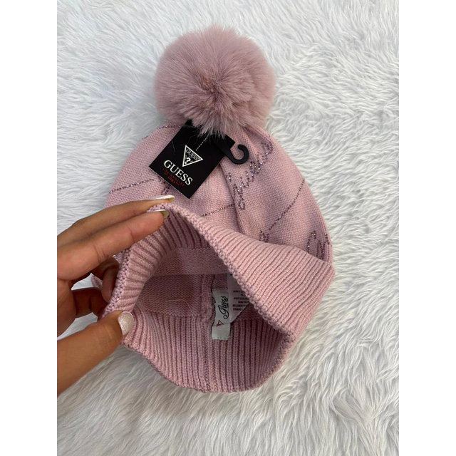 GORRO GUESS ROSA/LILA BRILLOS GUESS
