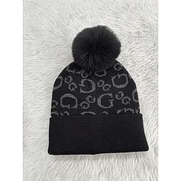 GORRO GUESS NEGRO LETRA G