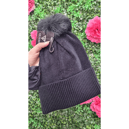 GORRO GUESS NEGRO BRILLOS GUESS