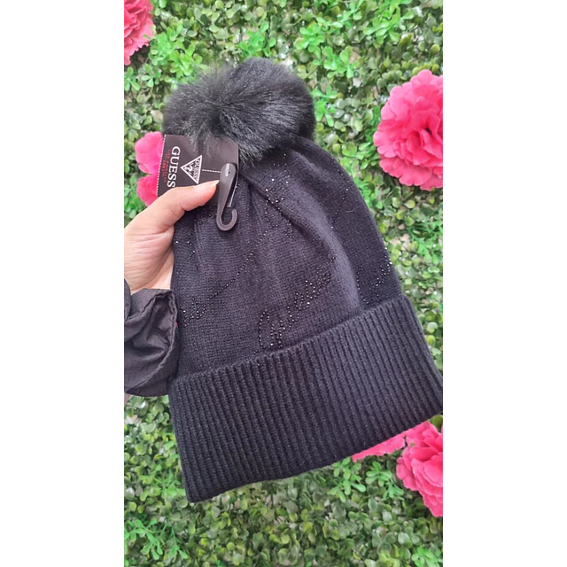 GORRO GUESS NEGRO BRILLOS GUESS