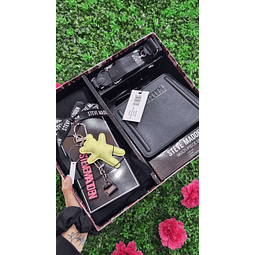 SET STEVE MADDEN (CROSS CLASISCO + BUFANDA + LLAVERO)