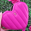 CARTERITA DE MANO VS CORAZON FUCSIA