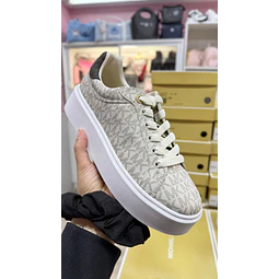 ZAPATILLA MK ROMEY VAINILLA TALLA 38.5 -