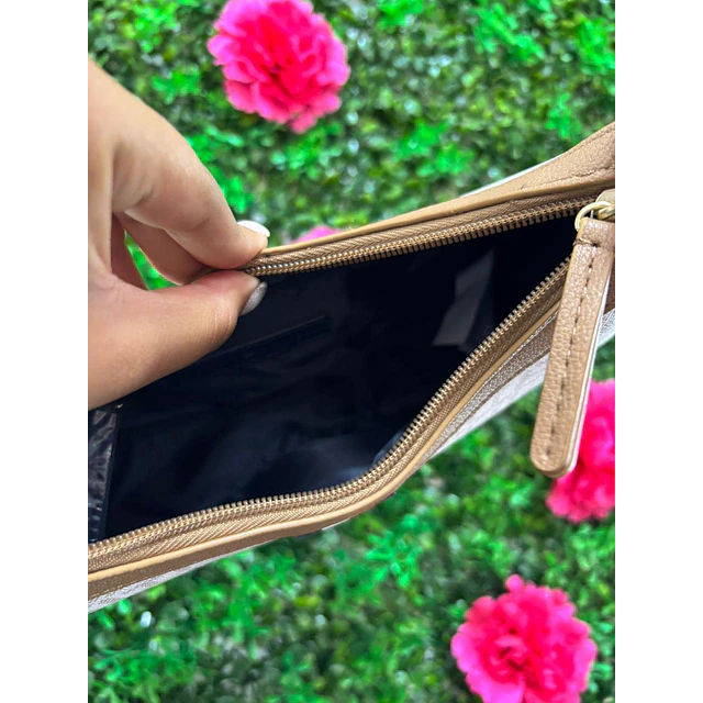 CARTERA LUNA TOMMY HILFIGER AZUL MONOGRAMO BLANCO