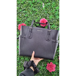 TOTE MK NEGRO LISO