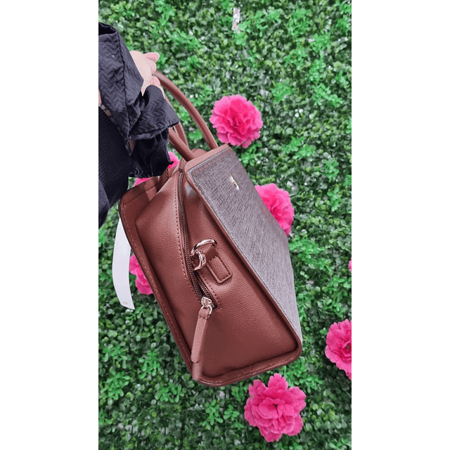 CARTERA TOMMY CAFE + CORREA LARGA