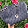 TOTE MK AZUL MARINO MONOGRAMO CADENAS