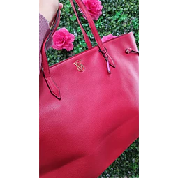 TOTE ROJO VS CON CIERRE