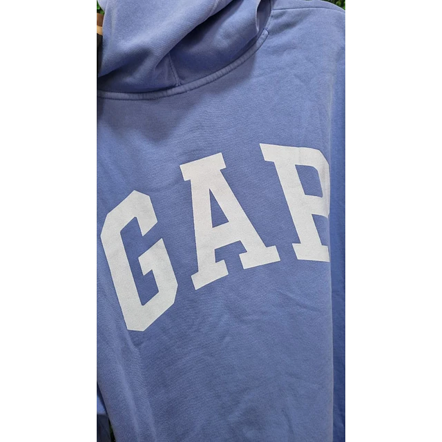 POLERON GAP AZUL TALLA M OUTLET