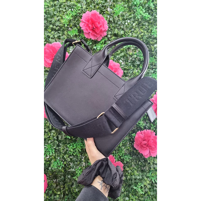 TOTE TRUE CUADRADO MEDIANO NEGRO