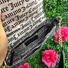 CARTERITA JUICY DE HOMBRO GRIS CON NEGRO FLORES