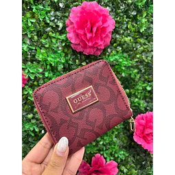 BILLETERA ROJA GUESS PEQUEÑA