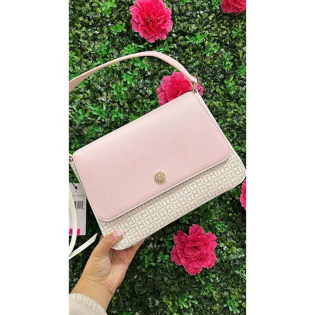 CARTERA TOMMY BEIGE CN ROSA DOBLE CORREA