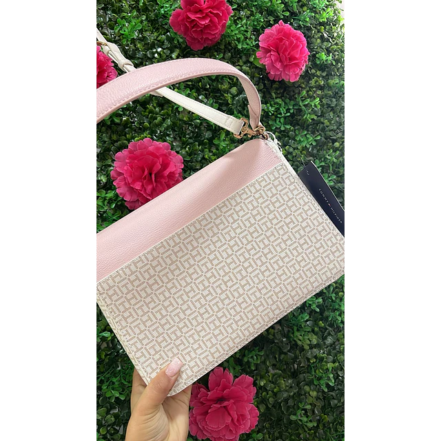 CARTERA TOMMY BEIGE CN ROSA DOBLE CORREA