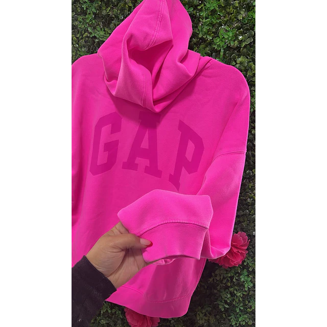 POLERON GAP VIRAL OULET FUCSIA TALLA S