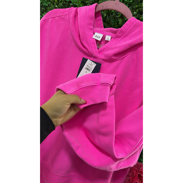POLERON GAP VIRAL OULET FUCSIA TALLA M
