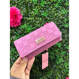 BILLETERA JUICY ROSADA LARGA CORONAS
