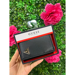 BILLETERA GUESS LOGO TRIANGULO CENTRO/IZQUIERDA