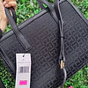 CARTERA TOMMY HILFIGER NEGRA MONOGRAMO