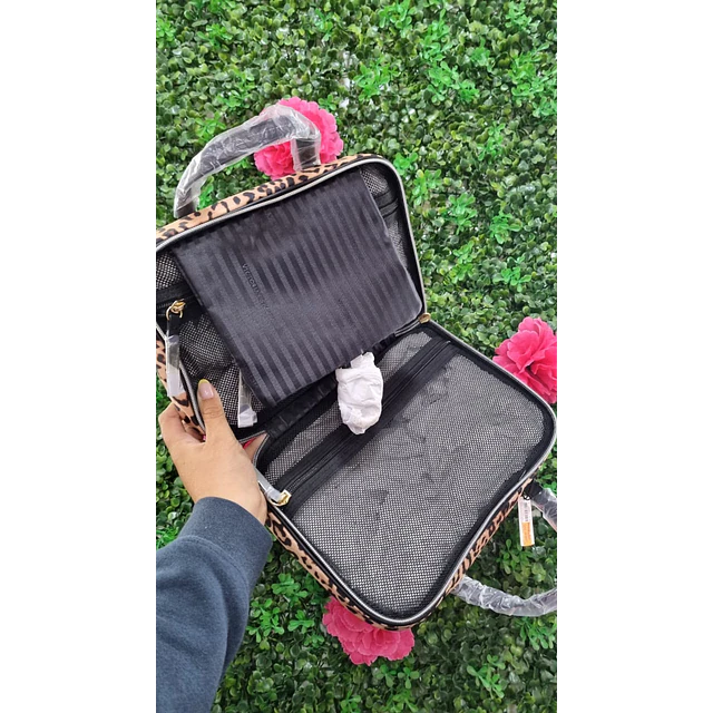 COSMETIQUERO DE VIAJE VS NEGRO + LEOPARDO