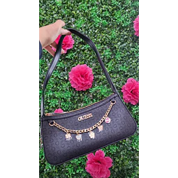 CARTERA DE HOMBRO GUESS GRIS OSCURA CHARMS