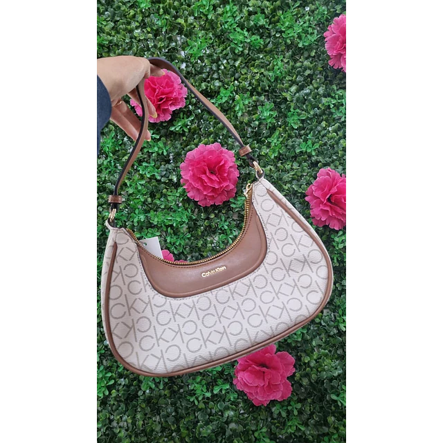 CARTERA DE HOMBRO CALVIN KLEIN VAINILLA + CAFÉ