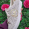 ZAPATILLA MK VAINILLA NRO7 DETALLE CIRCULO MK DORADO
