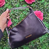 CARTERA DE HOMBRO STEVE MADDEN NEGRA ASIMETRICA