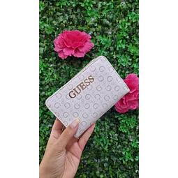 BILLETERA GUESS VAINILLA LOGOS G