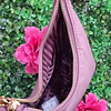 CARTERA DE HOMBRO VS COLOR ROSA UVA