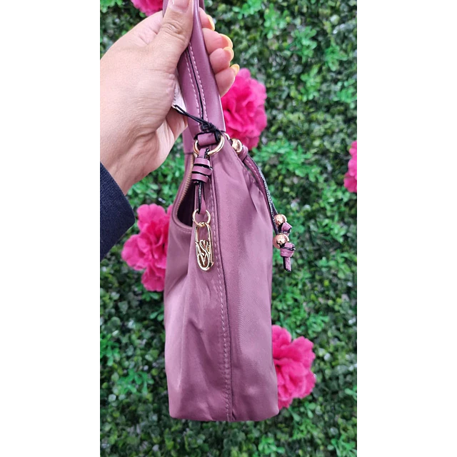CARTERA DE HOMBRO VS COLOR ROSA UVA
