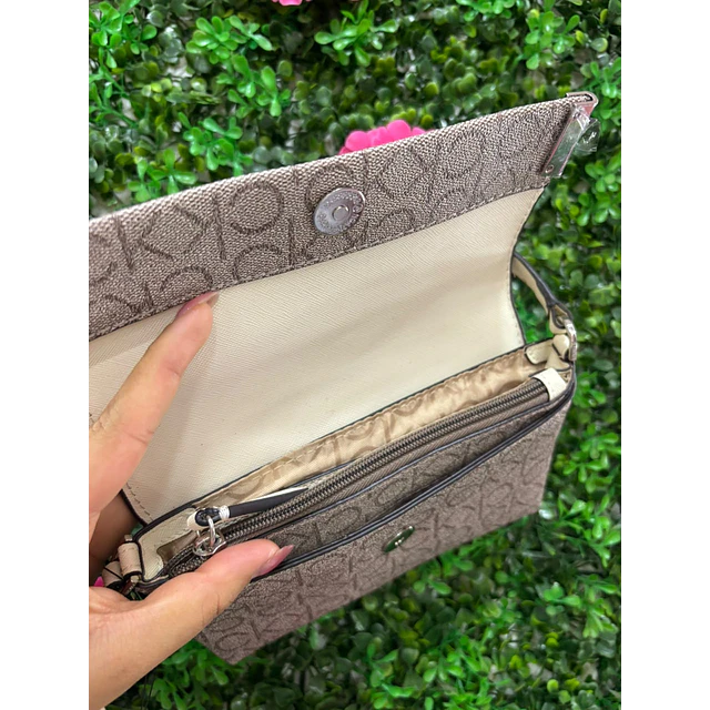 CROSSBODY BEIGE CK
