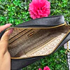 CROSSBODY NEGRO CON HEBILLA DORADO GUESS