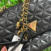 CARTERA NEGRA CON CADENAS GUESS