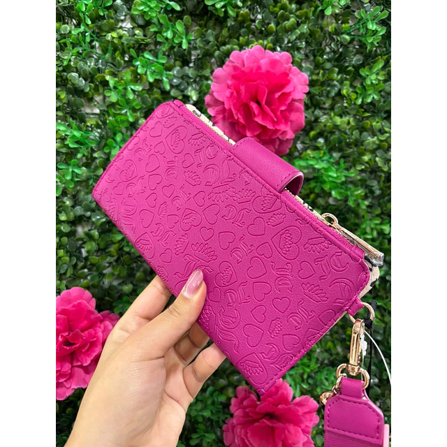 BILLETERA FUCSIA LARGA JUICY CON BROCHE