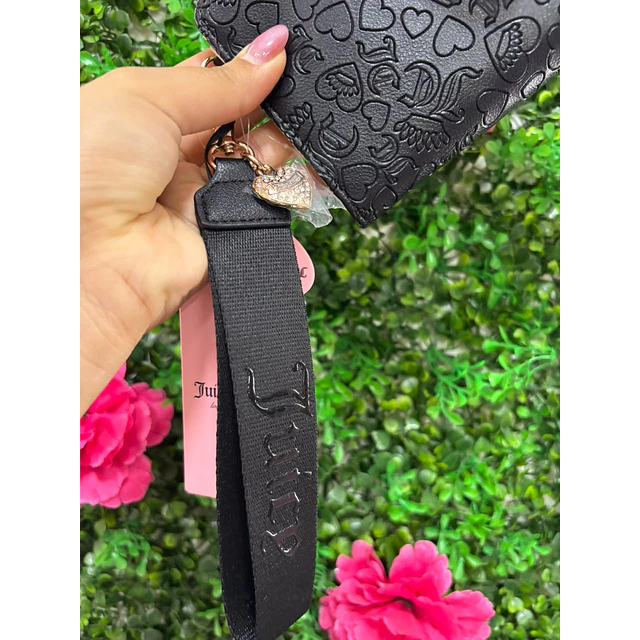 BILLETERA NEGRA LARGA JUICY CON BROCHE