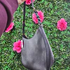 CARTERA DE HOMBRO GUESS LUNA NEGRA LISA