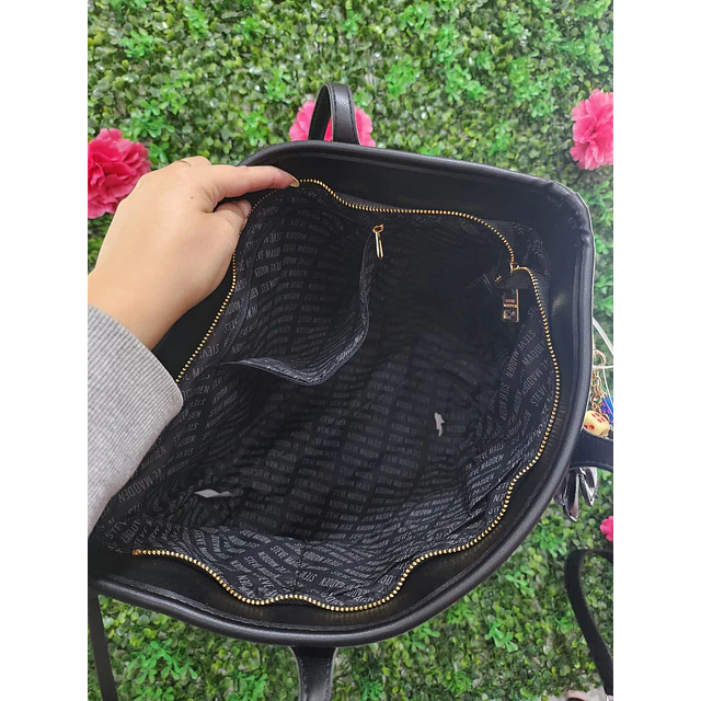 TOTE STEVE MADDEN NEGRO MONOGRAMO