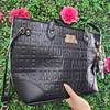 TOTE STEVE MADDEN NEGRO MONOGRAMO