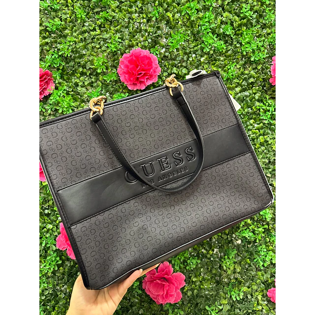 TOTE CUADRADO GUESS FRANJA HORIZONTAL CADENAS